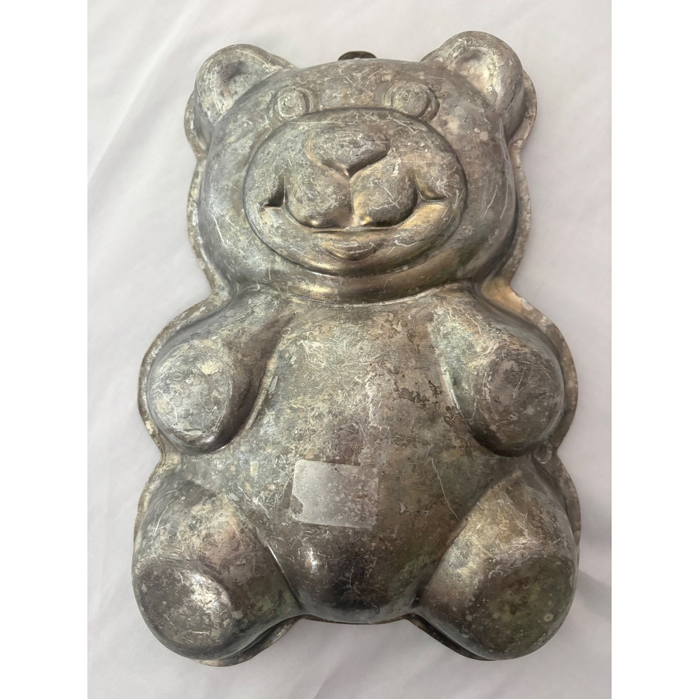 Vintage Aluminum Teddy Bear Cake Pan Mold Silver Tone Metal Baking Kitchenware